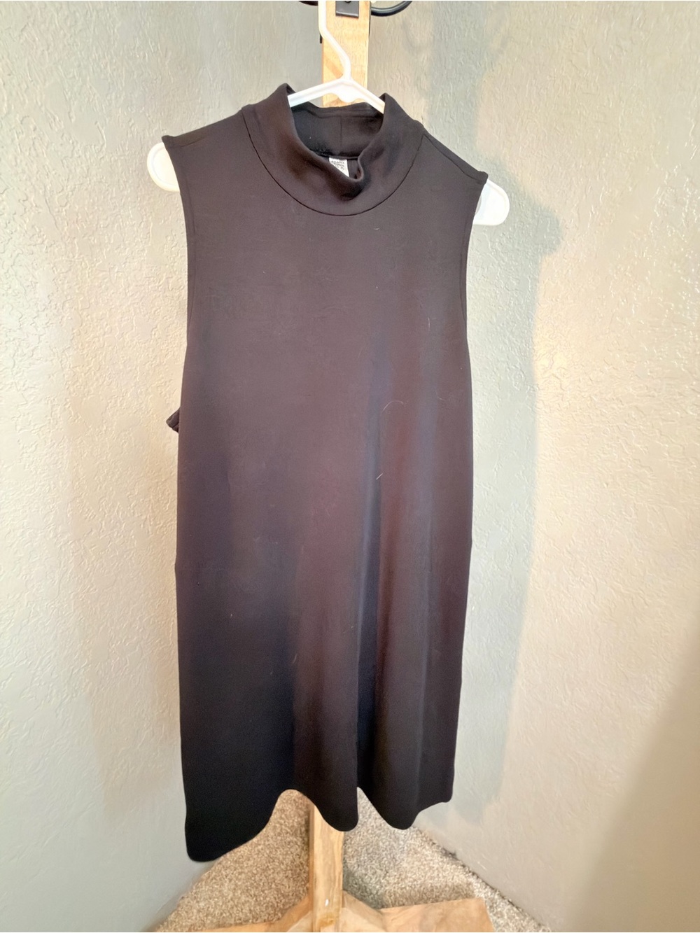SPANX Sleeveless Mock Neck Top - Black